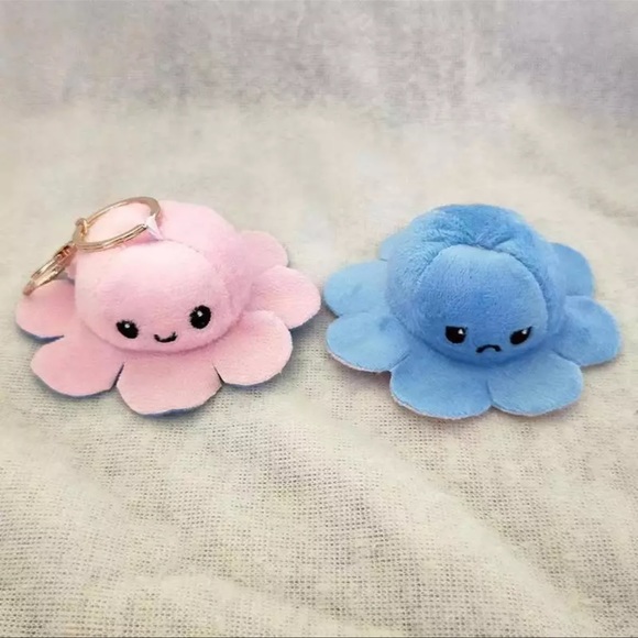 NWT Reversible Octopus Keychain plush pink and blue - Picture 2 of 4